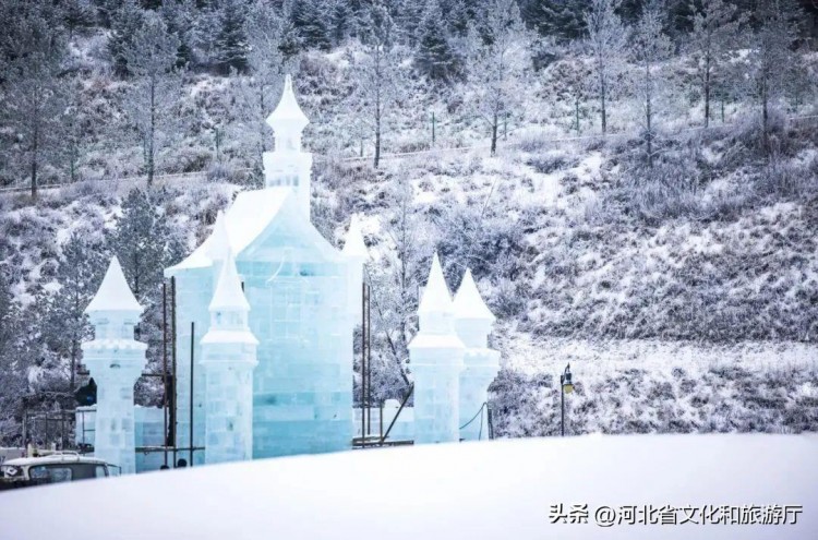 雪上驰骋打卡梦幻冰城堡！在这个度假小镇进入童话世界~